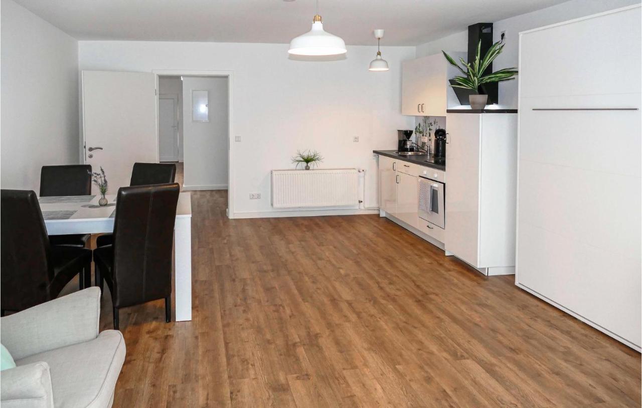 Lovely Apartment In Passow Ot Charlottenho Zahren Exteriör bild